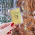 Thẻ vàng Thần Tài Nữ của tu viện Zaki rất nổi tiếng